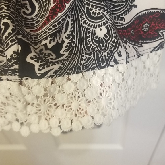 SOMA: BLACK WHITE RED DESIGNED DRESS SIZE M - Picture 4 of 6